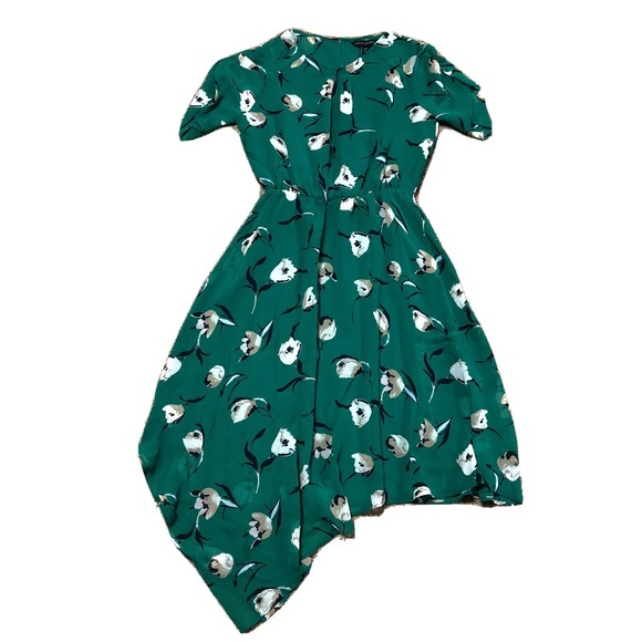 Banana Republic Dresses & Skirts - NWT Banana Republic Women’s Asymmetrical Fit & Flare Floral Green Dress 00P